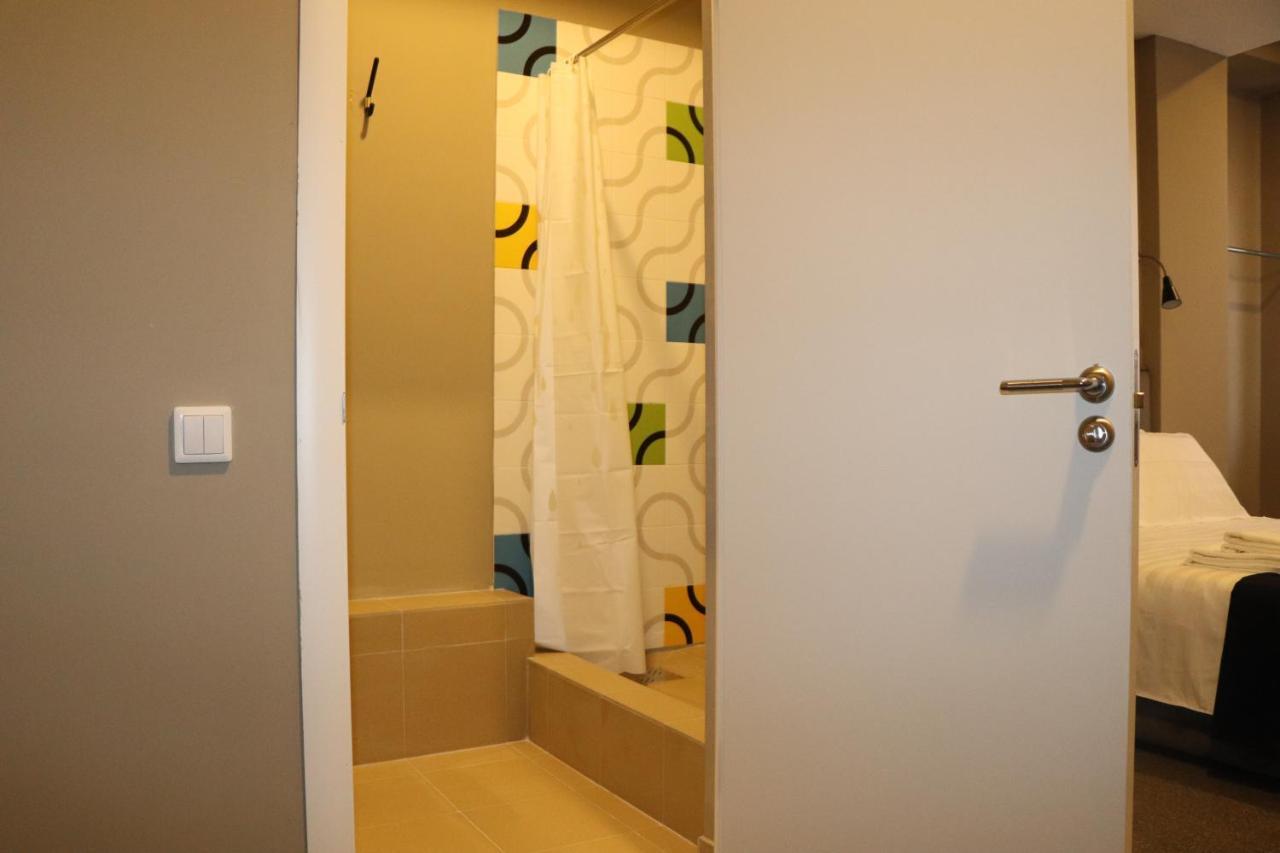 Mika Hotel Алматы Экстерьер фото